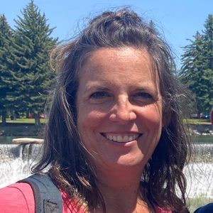 Meet your Posher, Becky